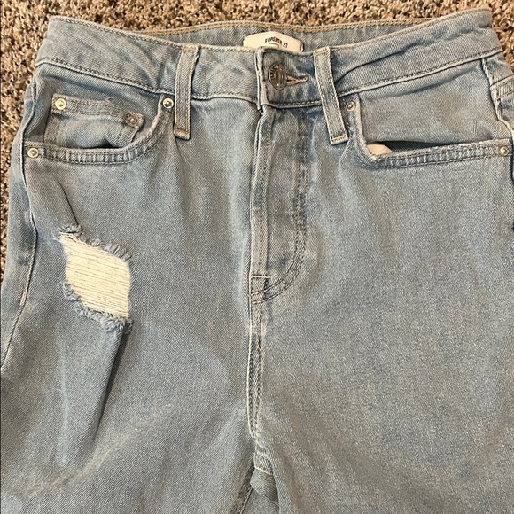 Forever 21 women’s Light Denim Jeans size 24 EUC - Picture 3 of 6